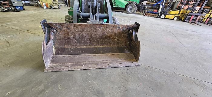 2019 John Deere Backhoe thumbnail 6