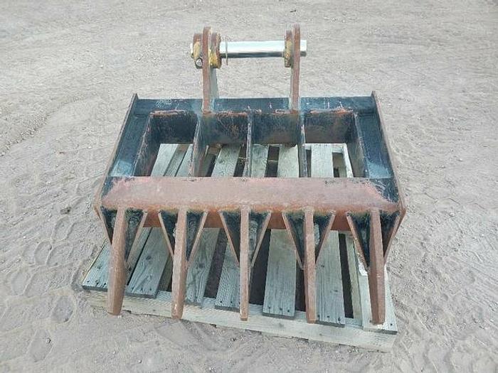 42" Excavator Rake thumbnail 4