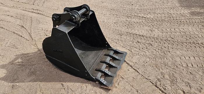 30" Excavator Bucket thumbnail 6