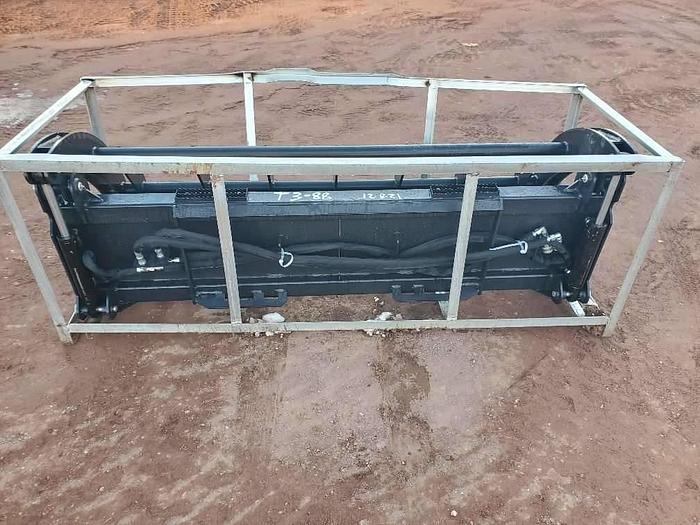 Skid Steer Grapple Bucket  thumbnail 4